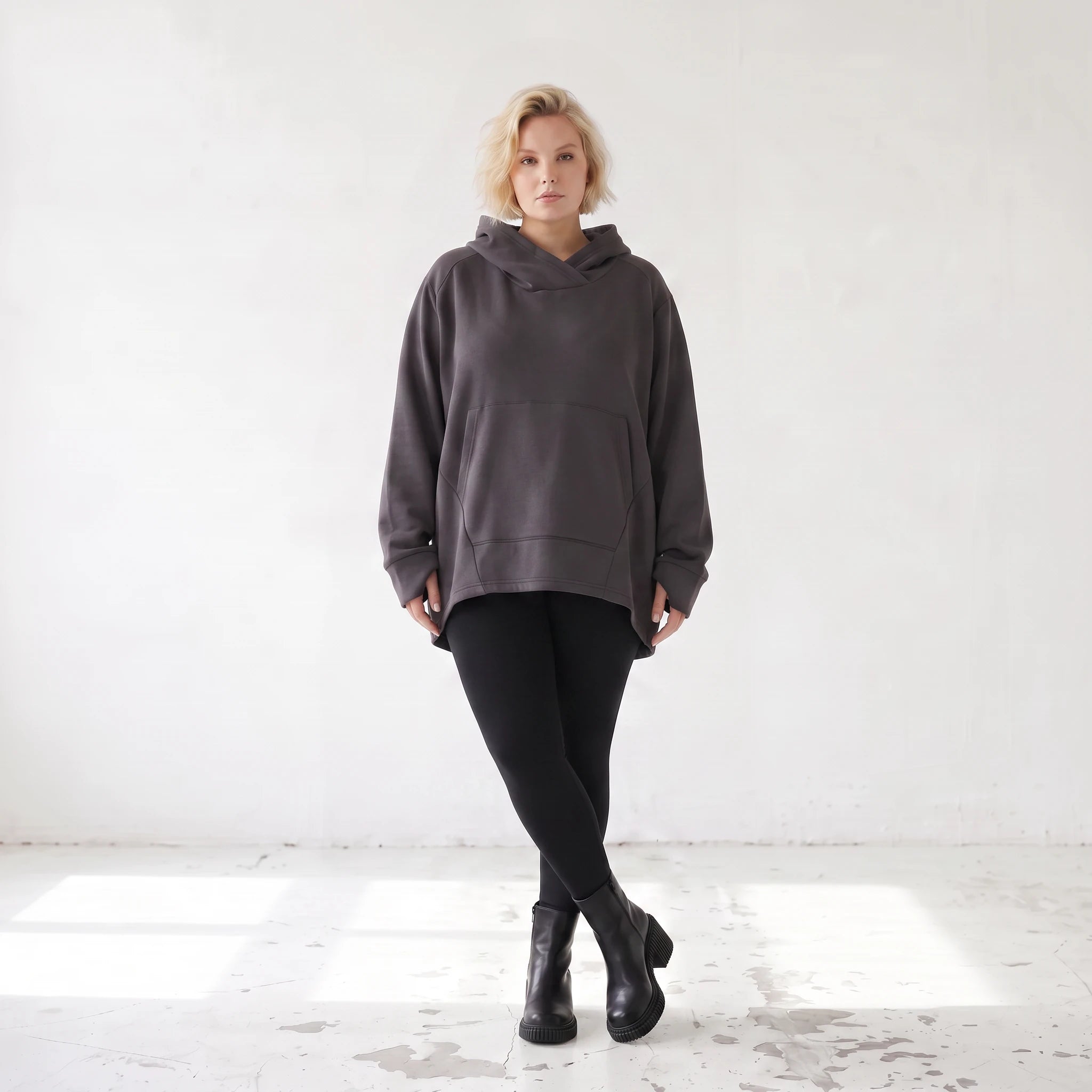 Damen Hoody Lagenlook Baumwolle Dunkelgrau, gerundeter Schnitt, Kängurutasche, Oversize große Größen – Rafay