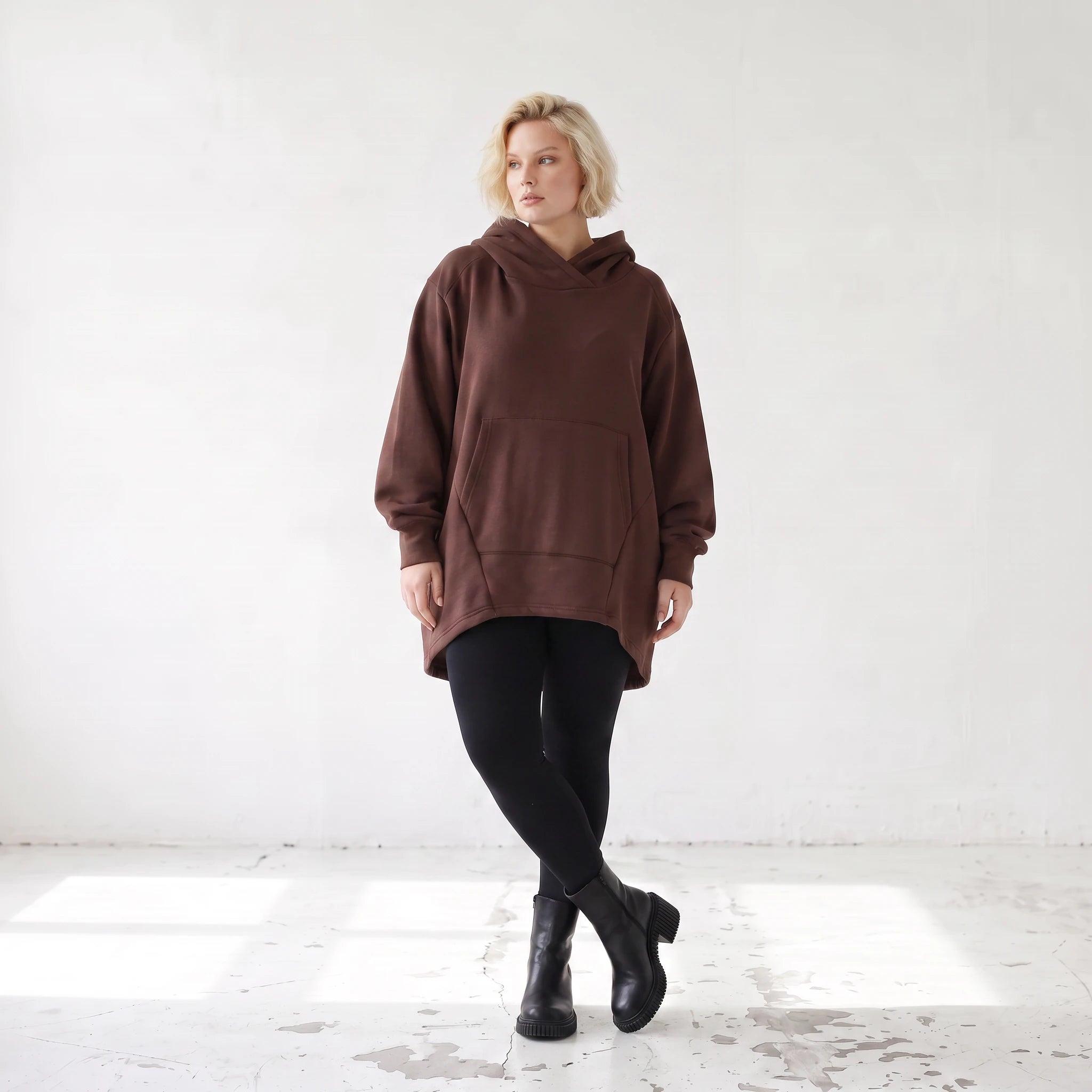 Damen Hoody Lagenlook Baumwolle Schokobraun, gerundeter Schnitt, 7/8-Arm, Kängurutasche, Oversize große Größen – Rafay