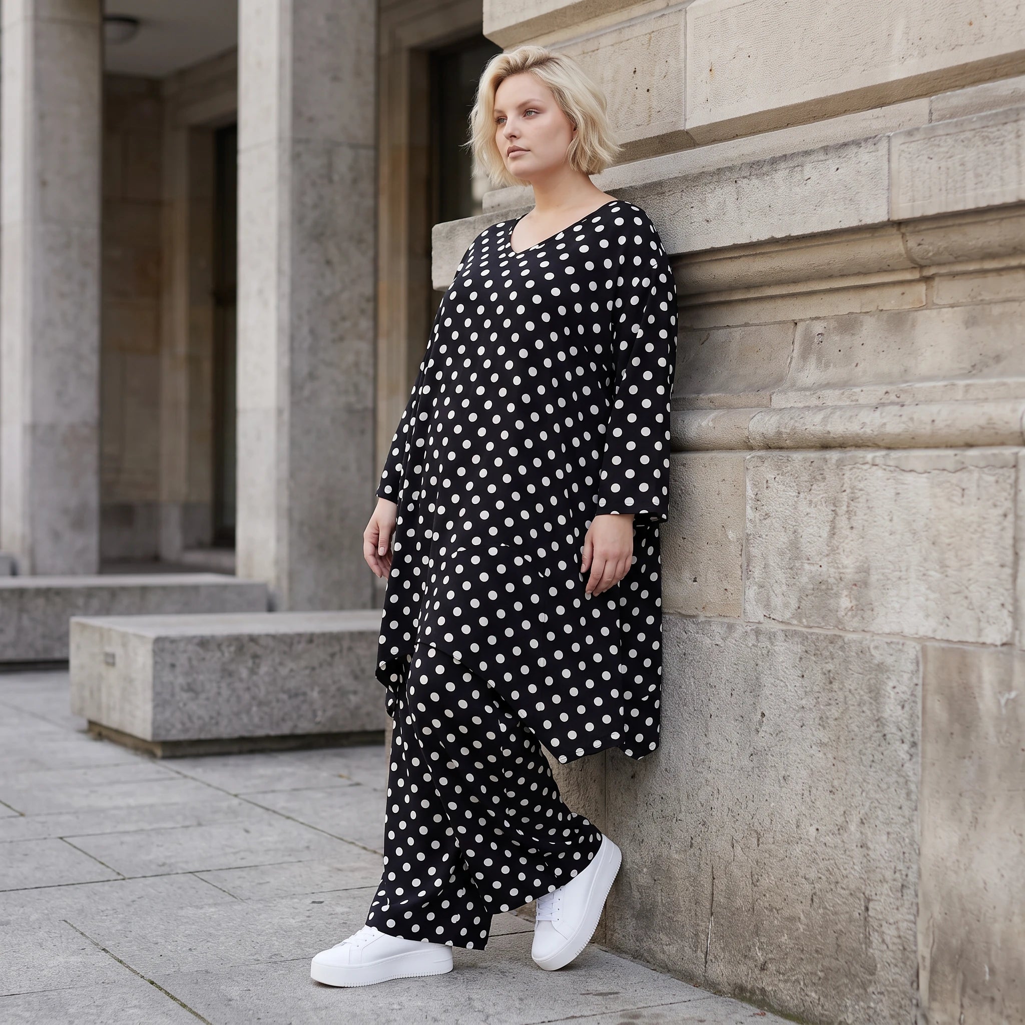Damen Shirt Lagenlook Viskose Schwarz/Weiß, A-Linie, Punkte, 3/4-Arm, Oversize große Größen – AKH Premium