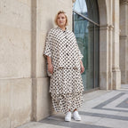 Damen Rock Lagenlook Viskose White/Schwarz, Ballonform, Punkte, Elastikbund, Oversize große Größen – AKH Premium