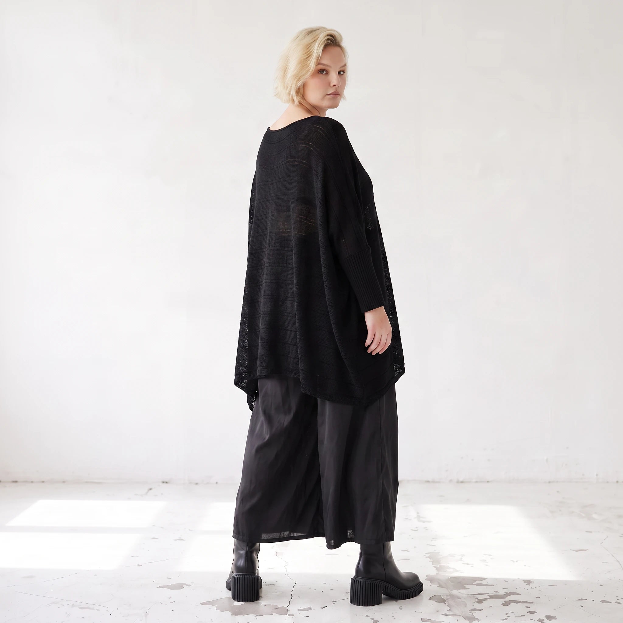 Damen Shirt Lagenlook Baumwolle Schwarz, asymmetrisch, U-Ausschnitt, Oversize große Größen – AKH Premium
