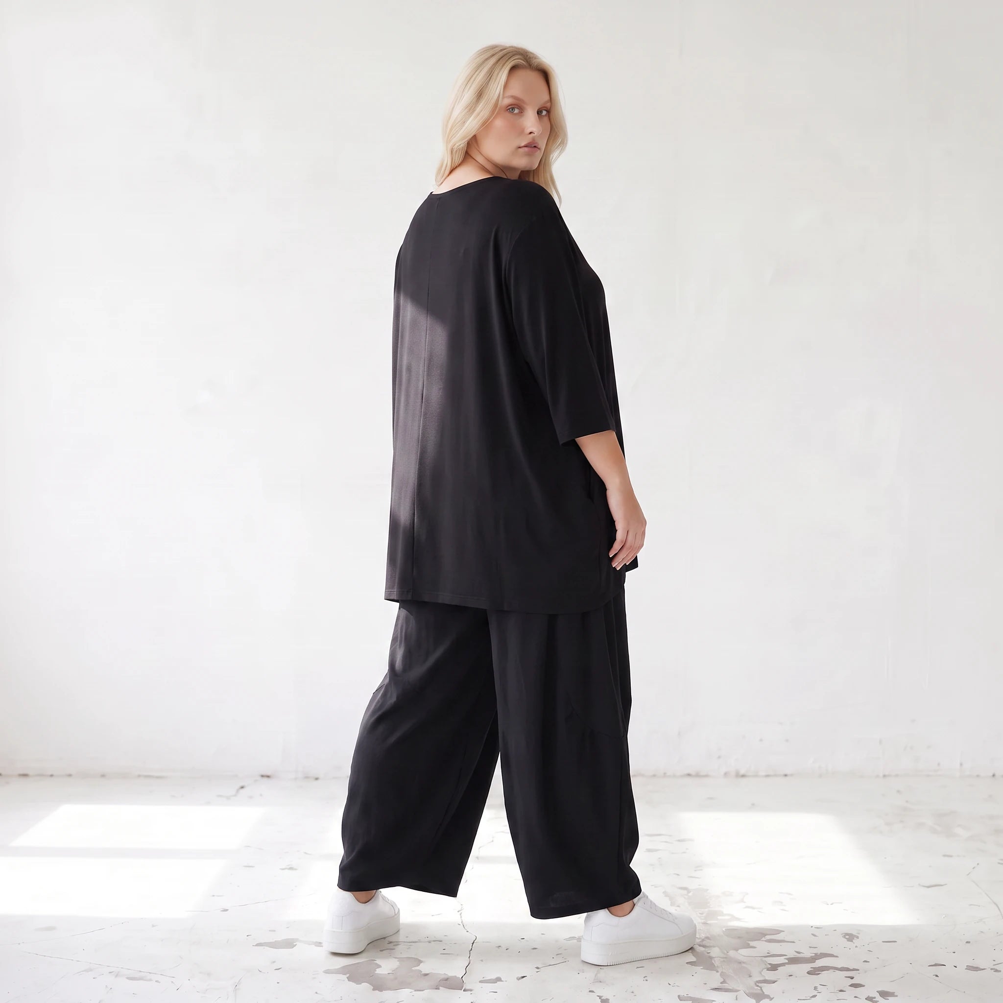 Damen Shirt Lagenlook Lyocell Schwarz, A-Linie, 3/4-Arm, Oversize große Größen – AKH Premium