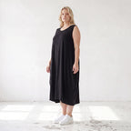 Damen Kleid Lagenlook Lyocell Schwarz, Ballonschnitt, ärmellos, Flügeltaschen, Oversize große Größen – AKH Premium