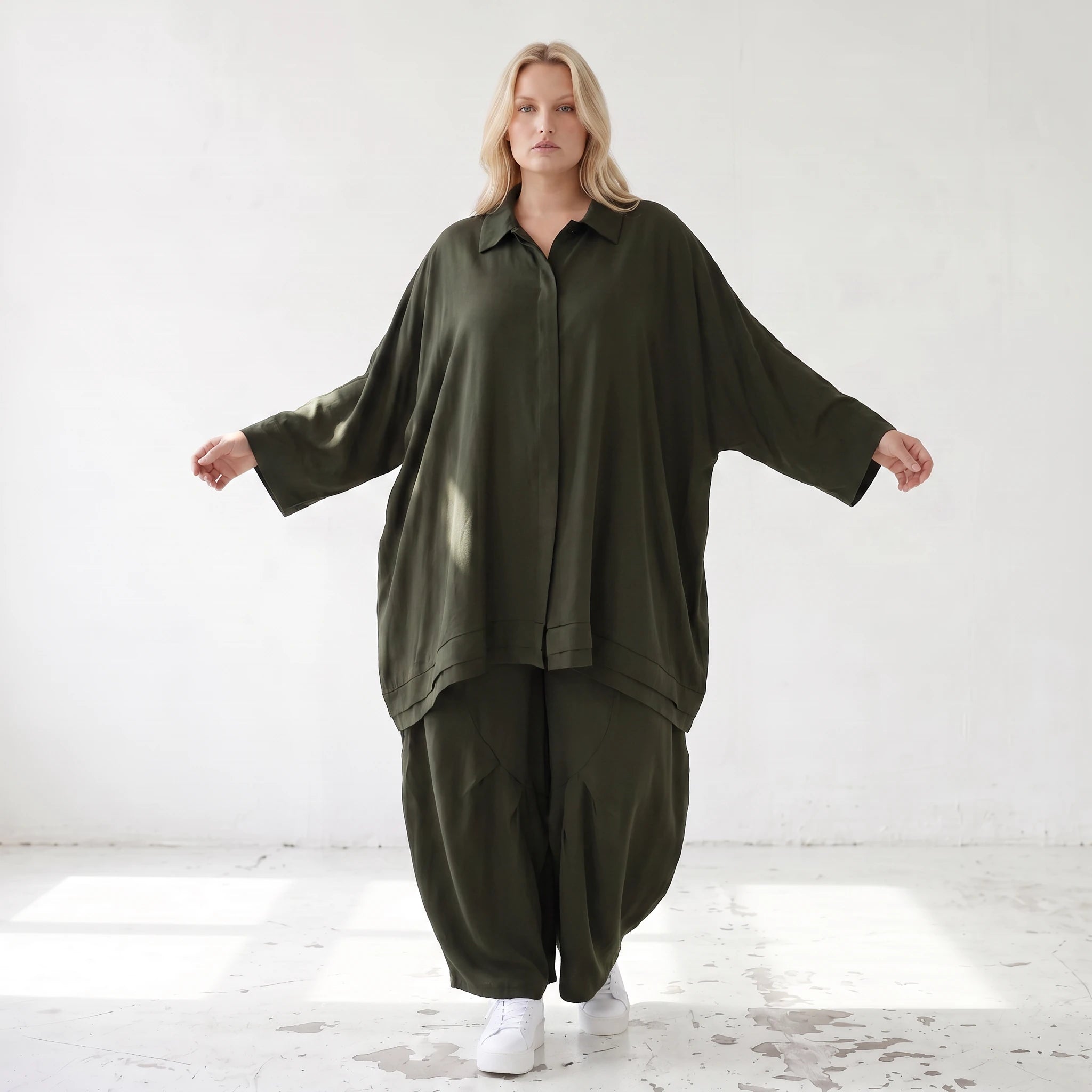 Damen Bluse Lagenlook Lyocell UrbanKhaki, A-Linie, 3/4-Arm, Knopfleiste, Oversize große Größen – AKH Premium