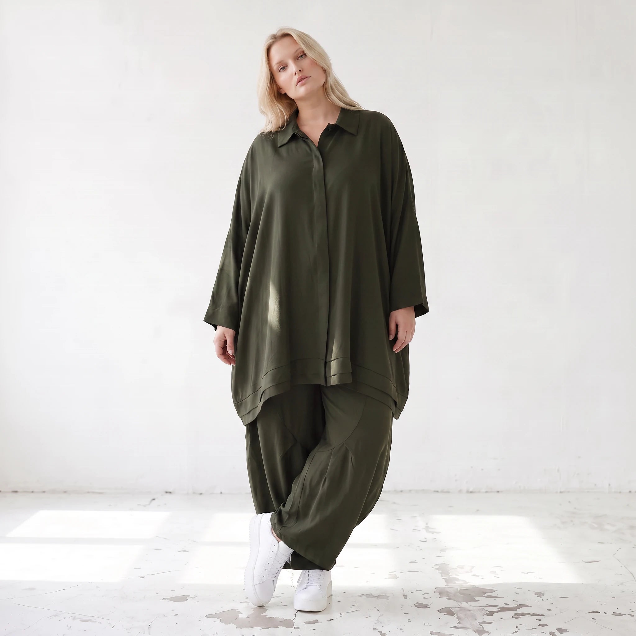 Damen Bluse Lagenlook Lyocell UrbanKhaki, A-Linie, 3/4-Arm, Knopfleiste, Oversize große Größen – AKH Premium
