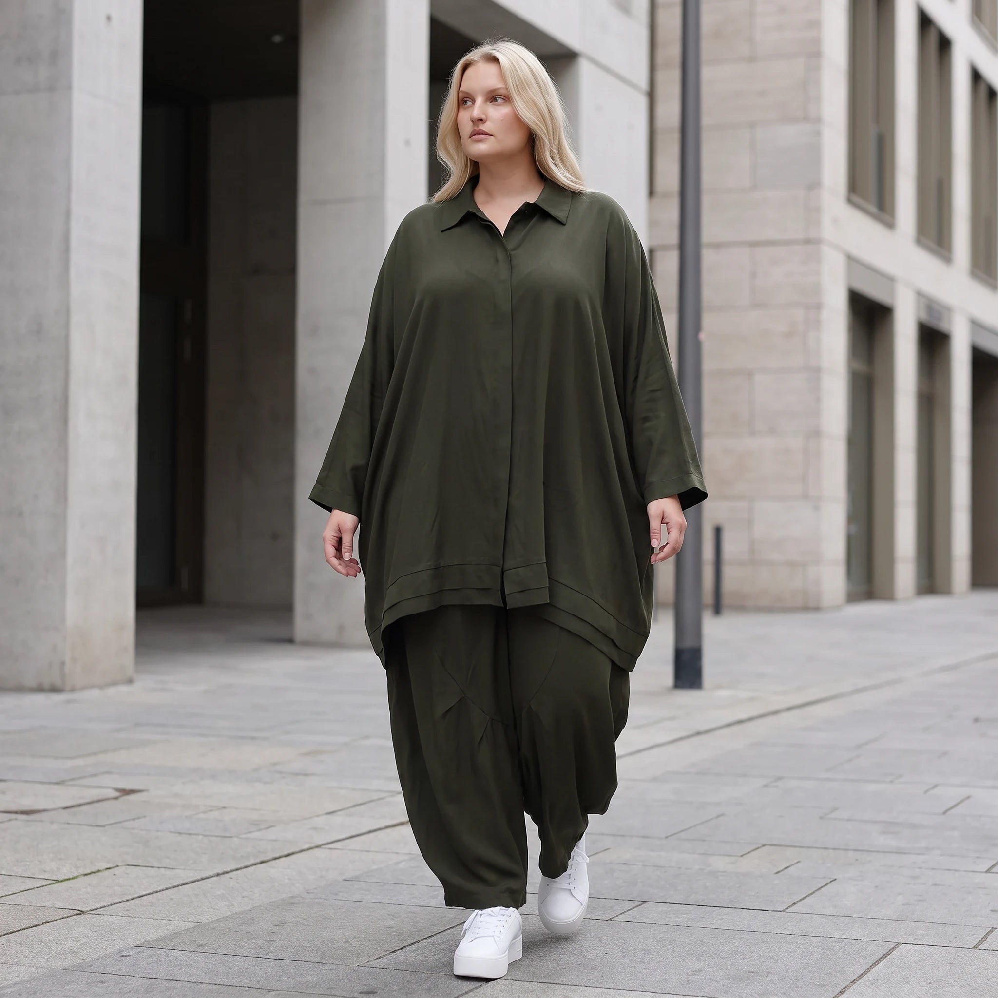 Damen Bluse Lagenlook Lyocell UrbanKhaki, A-Linie, 3/4-Arm, Knopfleiste, Oversize große Größen – AKH Premium