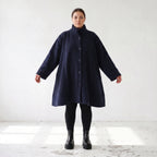 Marine Teddyjacke aus Flauschstoff in A-Linie mit Kellerfalte am Rücken warm und weich