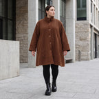 Braune Teddyjacke in A-Linie mit Kellerfalte Stehkragen und Knopfleiste für Winter