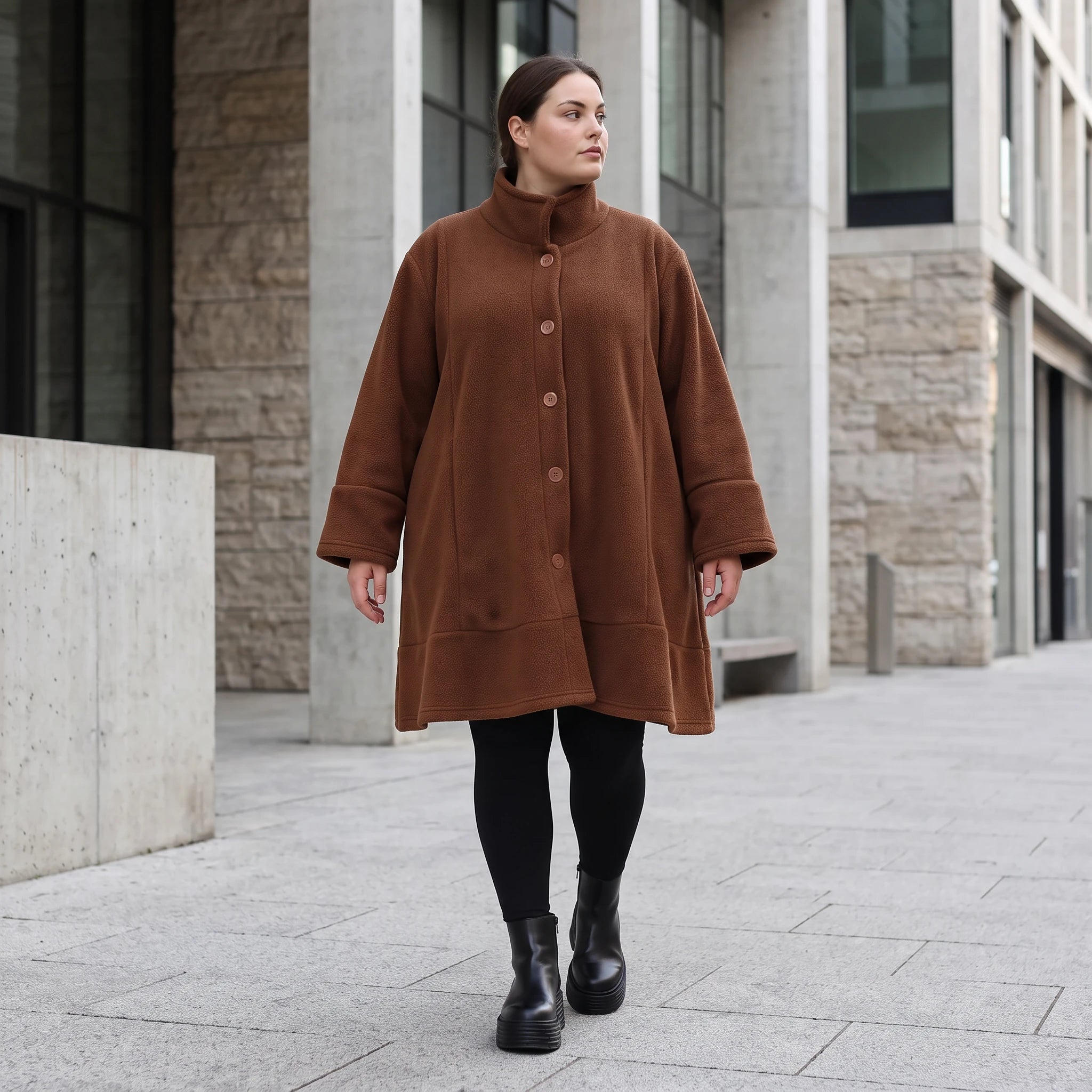 Braune Teddyjacke in A-Linie mit Kellerfalte Stehkragen und Knopfleiste für Winter