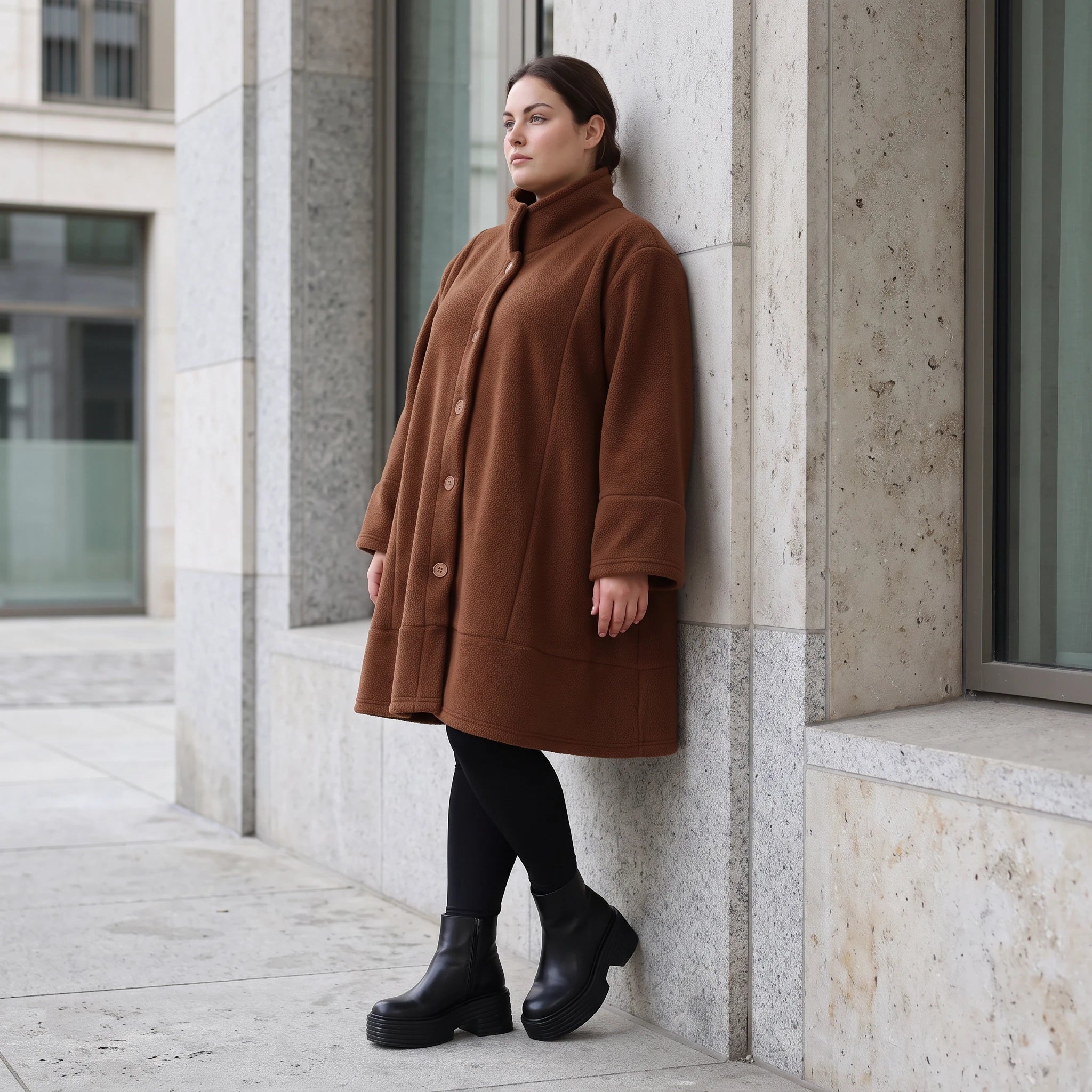 Braune Teddyjacke in A-Linie mit Kellerfalte Stehkragen und Knopfleiste für Winter