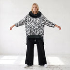 Damen Shirt Lagenlook Viskose Schwarz/Weiß, asymmetrisch, Langarm, Kapuze, Oversize große Größen – AKH Premium
