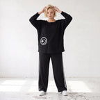 Sweatshirt mit Smileyprint und asymmetrischer Tasche aus weichem French Terry Rundhals