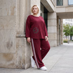 Rote Ballonhose aus French Terry mit Kontraststreifen und elastischem Bund Streetwear