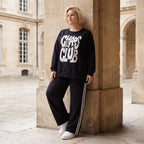 Statementshirt aus French Terry mit Chaos Club Print kastig und vorne kürzer geschnitten
