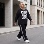 Statementshirt aus French Terry mit Chaos Club Print kastig und vorne kürzer geschnitten