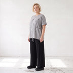 Graues Shirt im Destroyedlook aus weichem Jersey mit Rundhalsausschnitt geradem Schnitt