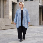 Jeansblauer Jersey Cardigan in A-Linie mit Sternenprint im Destroyed-Look offen locker