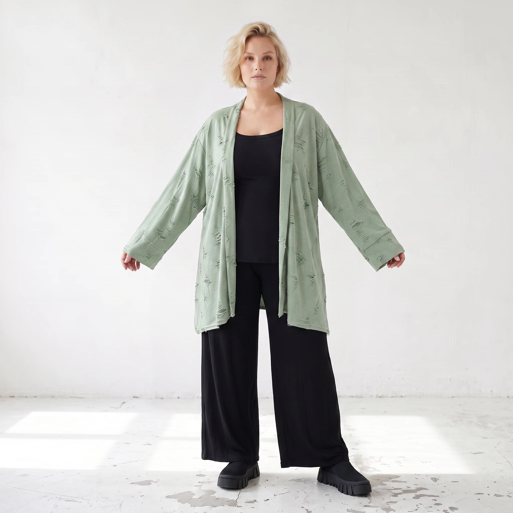 Pistaziengrüner Jerseycardigan in A-Linie mit Sternenmotiv aus Baumwolle und Elasthan