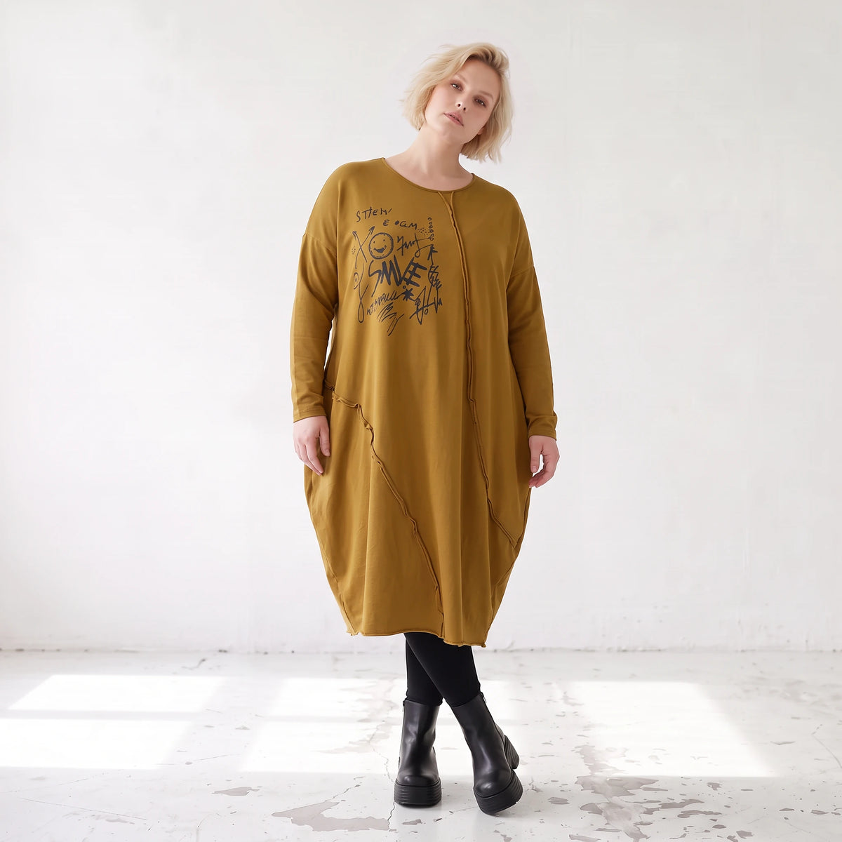French Terry Kleid in OldCamel mit Elasthan in Ballonform locker weich Made in Italy