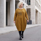 French Terry Kleid in OldCamel mit Elasthan in Ballonform locker weich Made in Italy