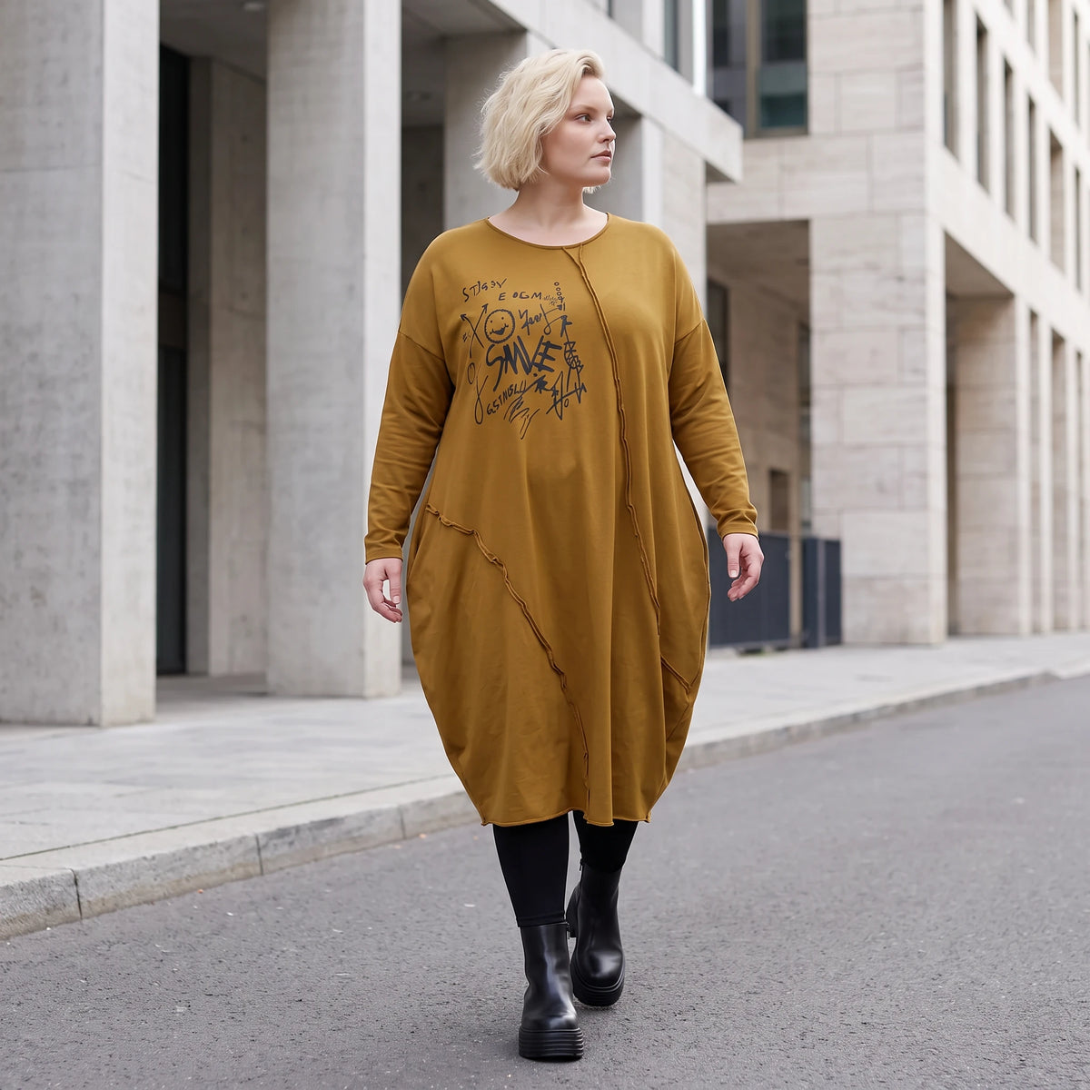 French Terry Kleid in OldCamel mit Elasthan in Ballonform locker weich Made in Italy