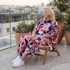 Satinbluse mit floralem Rose/Blau/Pink Print Hemdkragen Knopfleiste in gerundeter Form