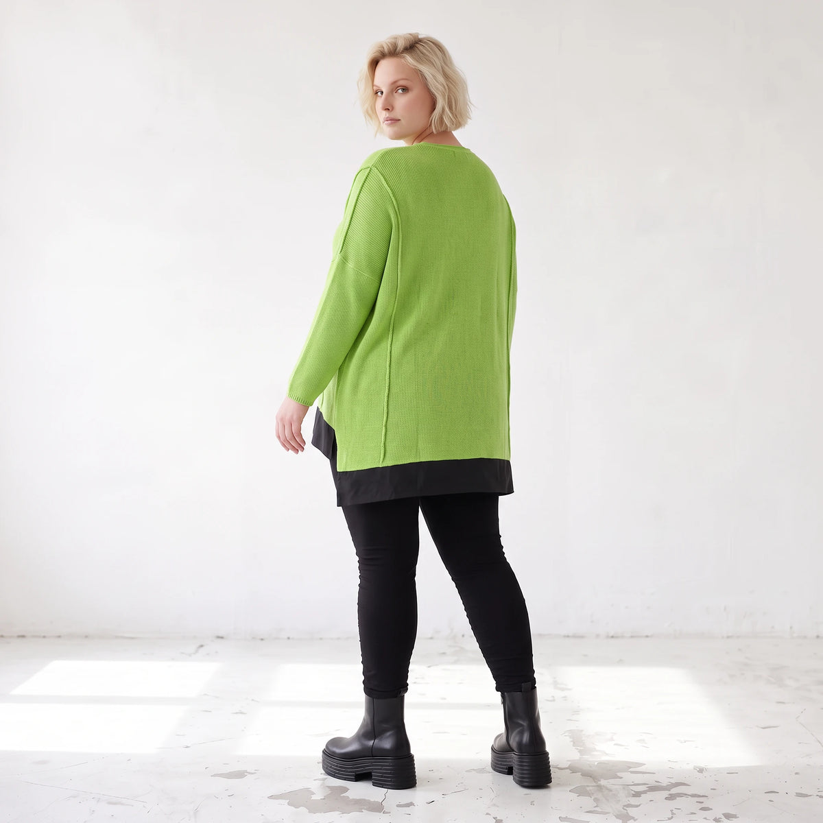 Strickshirt Matchagrün Baumwolle Memorytaft gerader Schnitt vorne kurz hinten lang weich