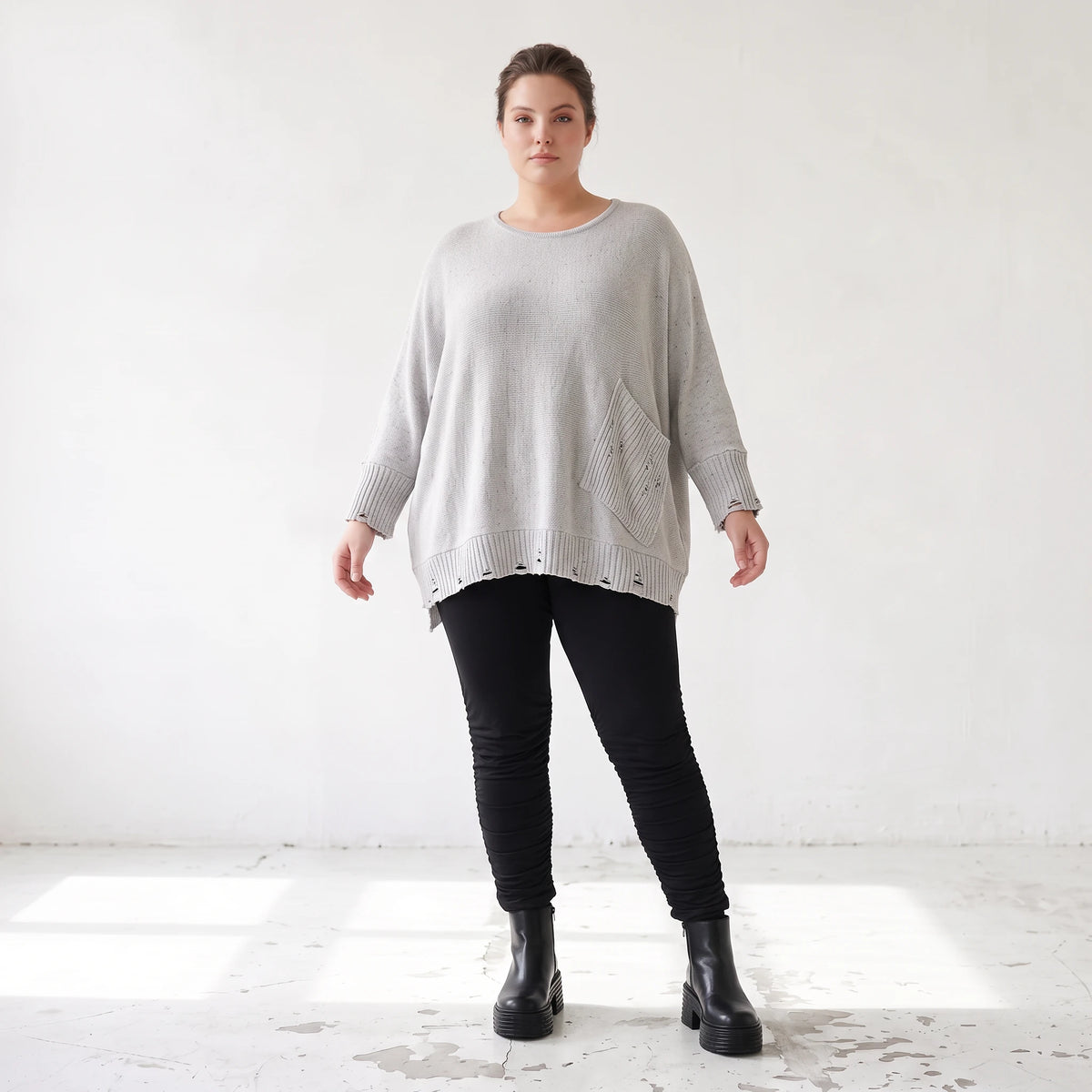 Grauer Strickpullover in A-Linie aus weichem Baumwollmix mit Stretch kuschelig warm