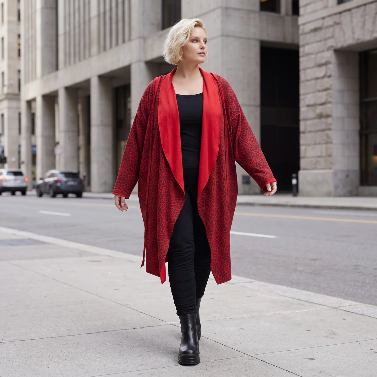 Cardigan aus French Terry in gerader Form mit Stehkragen offener Front und Baumwollmix