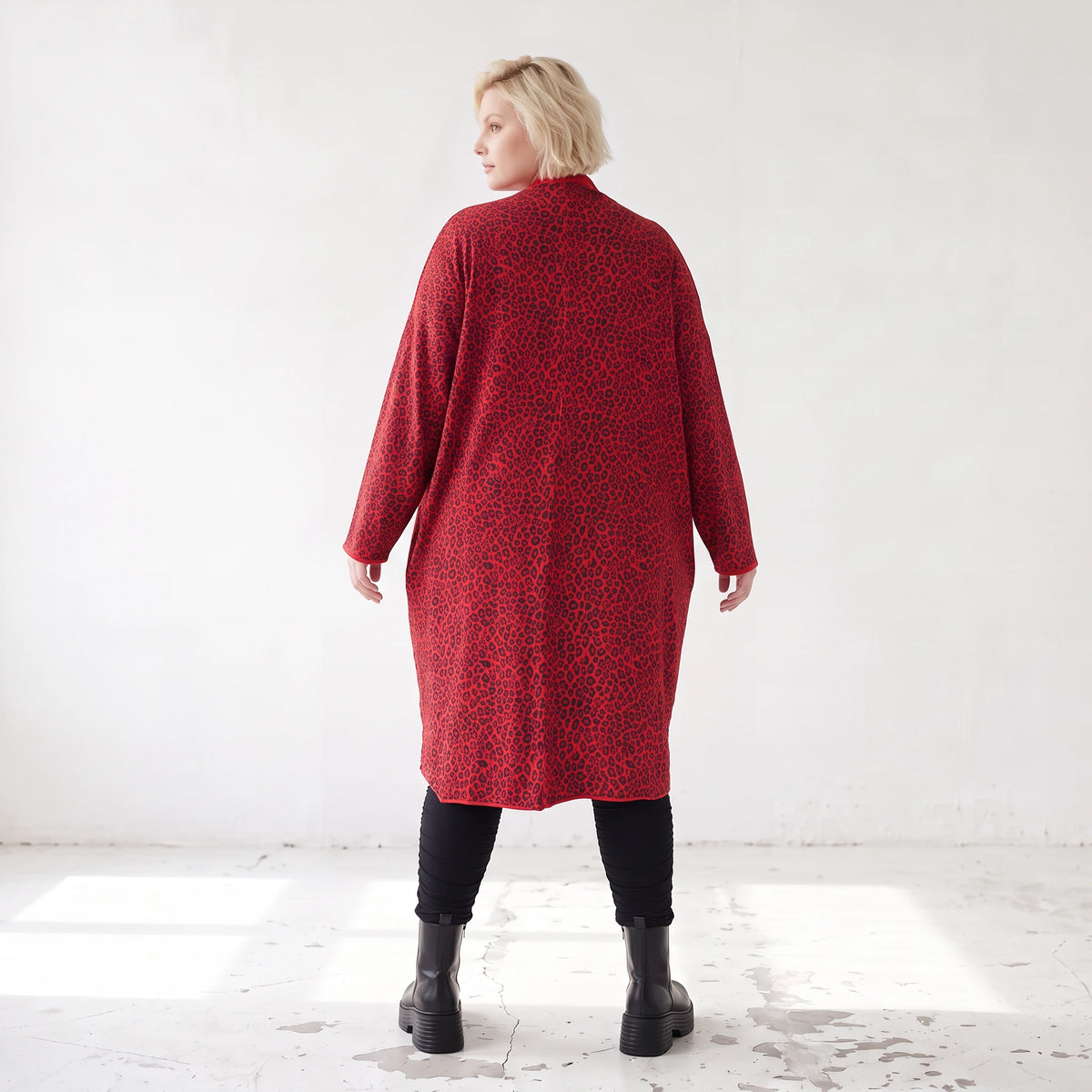 Cardigan aus French Terry in gerader Form mit Stehkragen offener Front und Baumwollmix