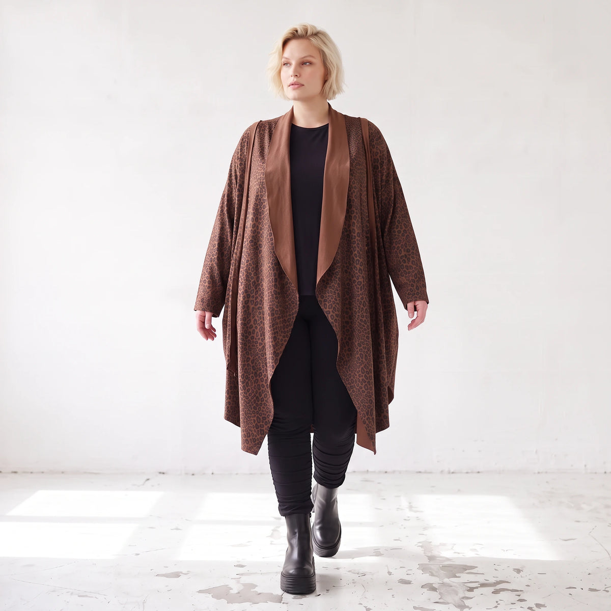 Longcardigan aus French Terry mit Stehkragen geradem Schnitt lang und Seitentaschen