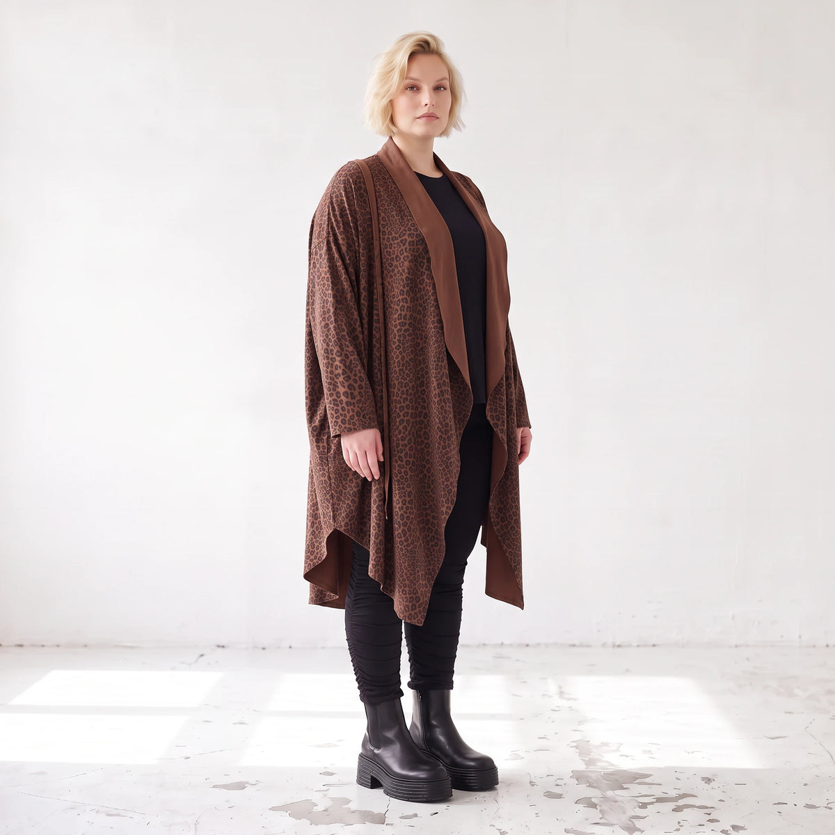 Longcardigan aus French Terry mit Stehkragen geradem Schnitt lang und Seitentaschen
