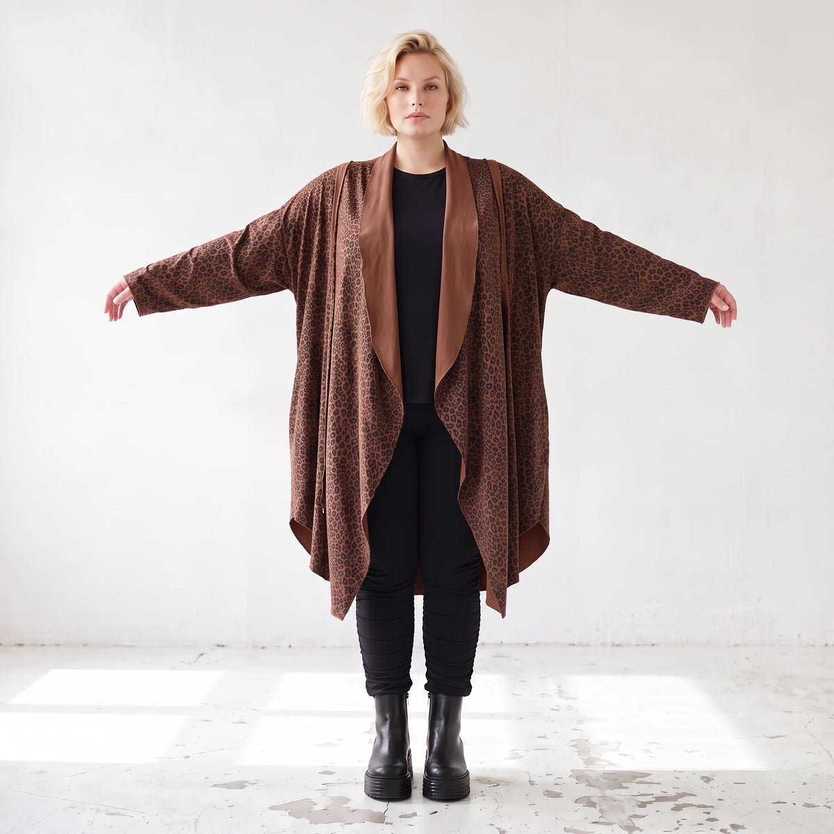 Longcardigan aus French Terry mit Stehkragen geradem Schnitt lang und Seitentaschen