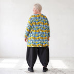 Jerseyshirt in Gelb/Multi mit Rundhalsausschnitt in A-Linie und 7/8-Arm lässig