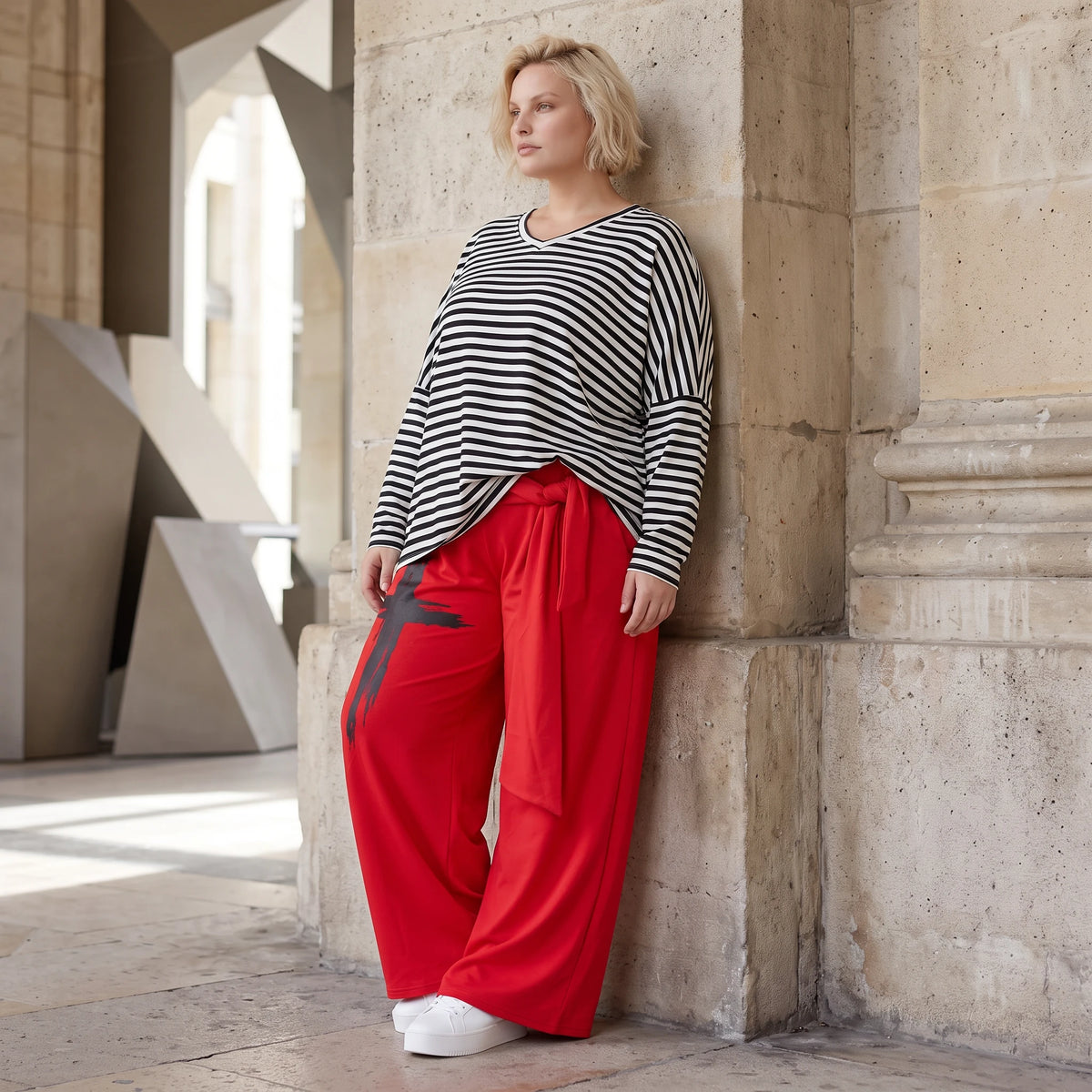 Warme Marlenehose aus Fleece mit Stretch elastischem Bund Bindegürtel und weitem Bein