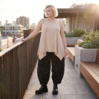 Ärmelloses Basic Top in A-Linie aus fließendem Slinkystoff mit Stretch und Zipfelsaum