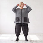 Strickjacke in A-Form mit Reißverschluss Rundhalsausschnitt Taschen Memorytaft leicht
