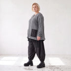 Strickjacke in A-Form mit Reißverschluss Rundhalsausschnitt Taschen Memorytaft leicht