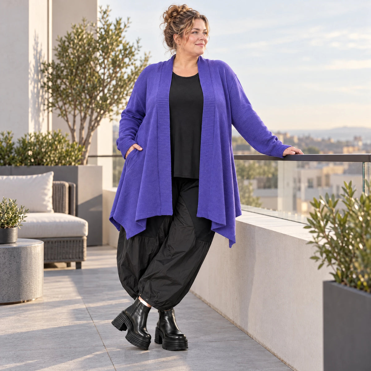Cardigan aus Baumwolle in Violett mit Stehkragen A-Linie weich verschlusslos warm