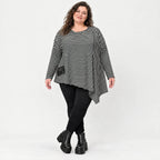 Langarmshirt in Schwarz/Weiß mit Zipfelsaum aus warmem Stretchjersey Made in Italy