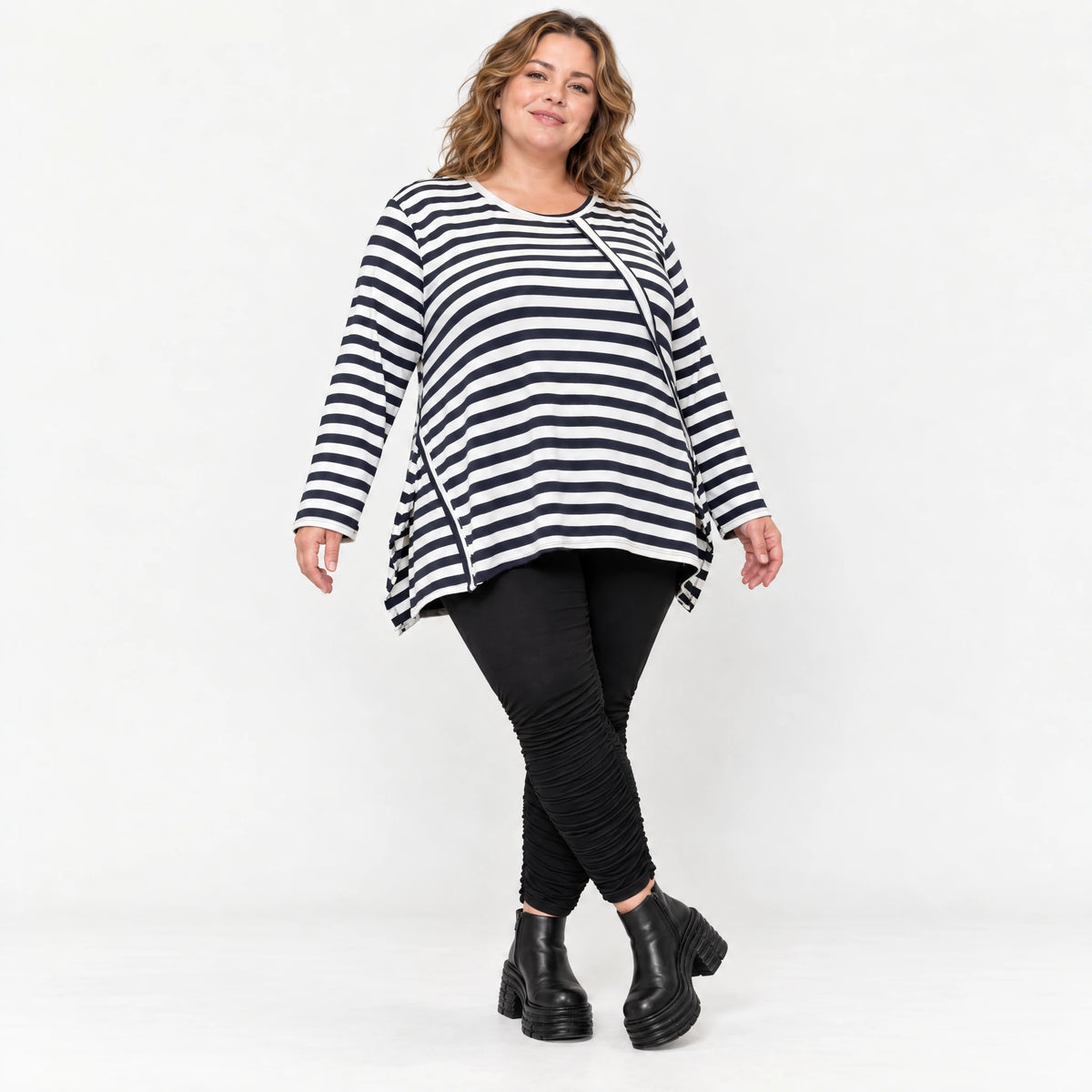 Langarmshirt Dunkelblau/Weiß aus weichem Stretchjersey in A-Linie mit Seitenschlitzen