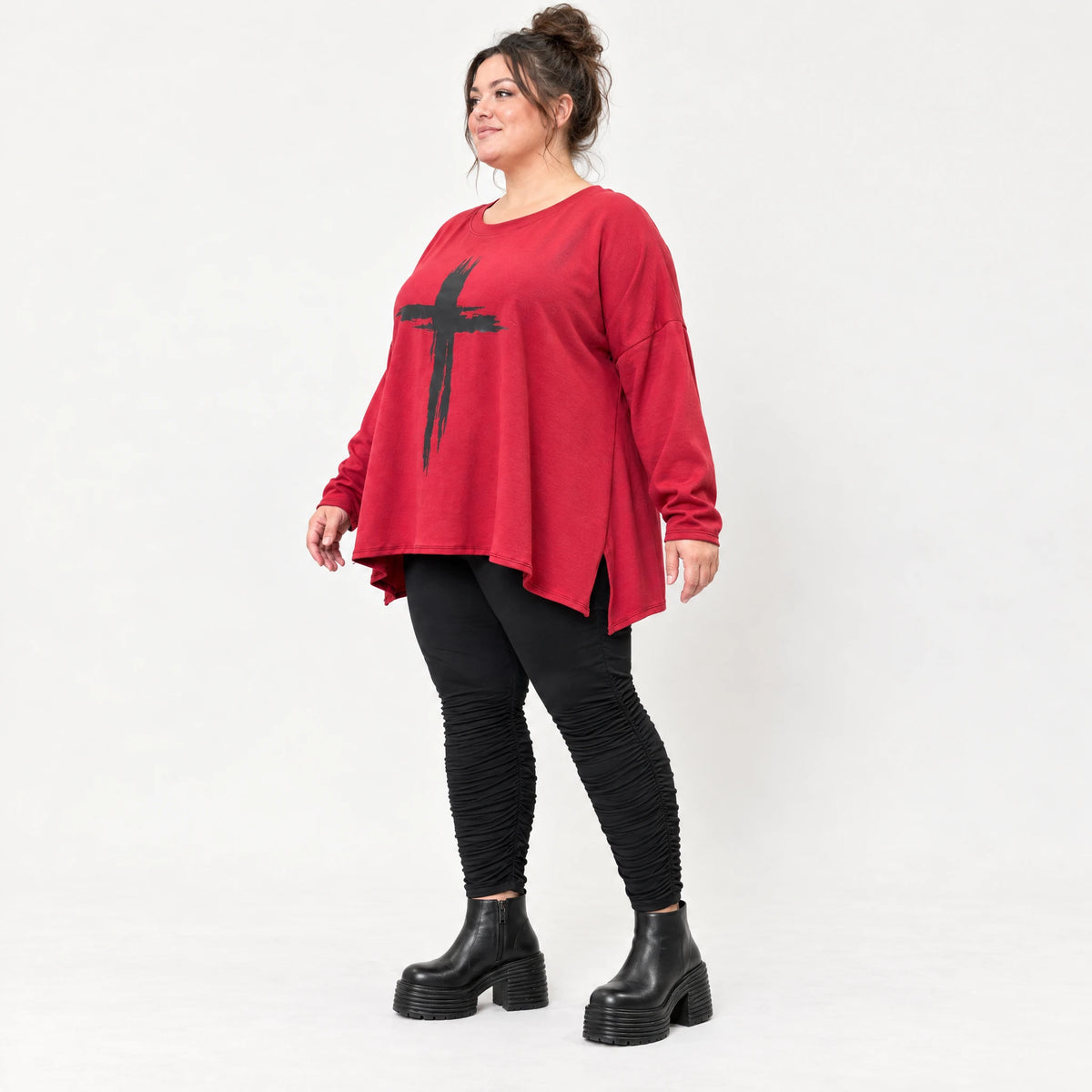 Langarmshirt in Rot mit Rundhalsausschnitt und fließender A-Linie aus Stretchjersey