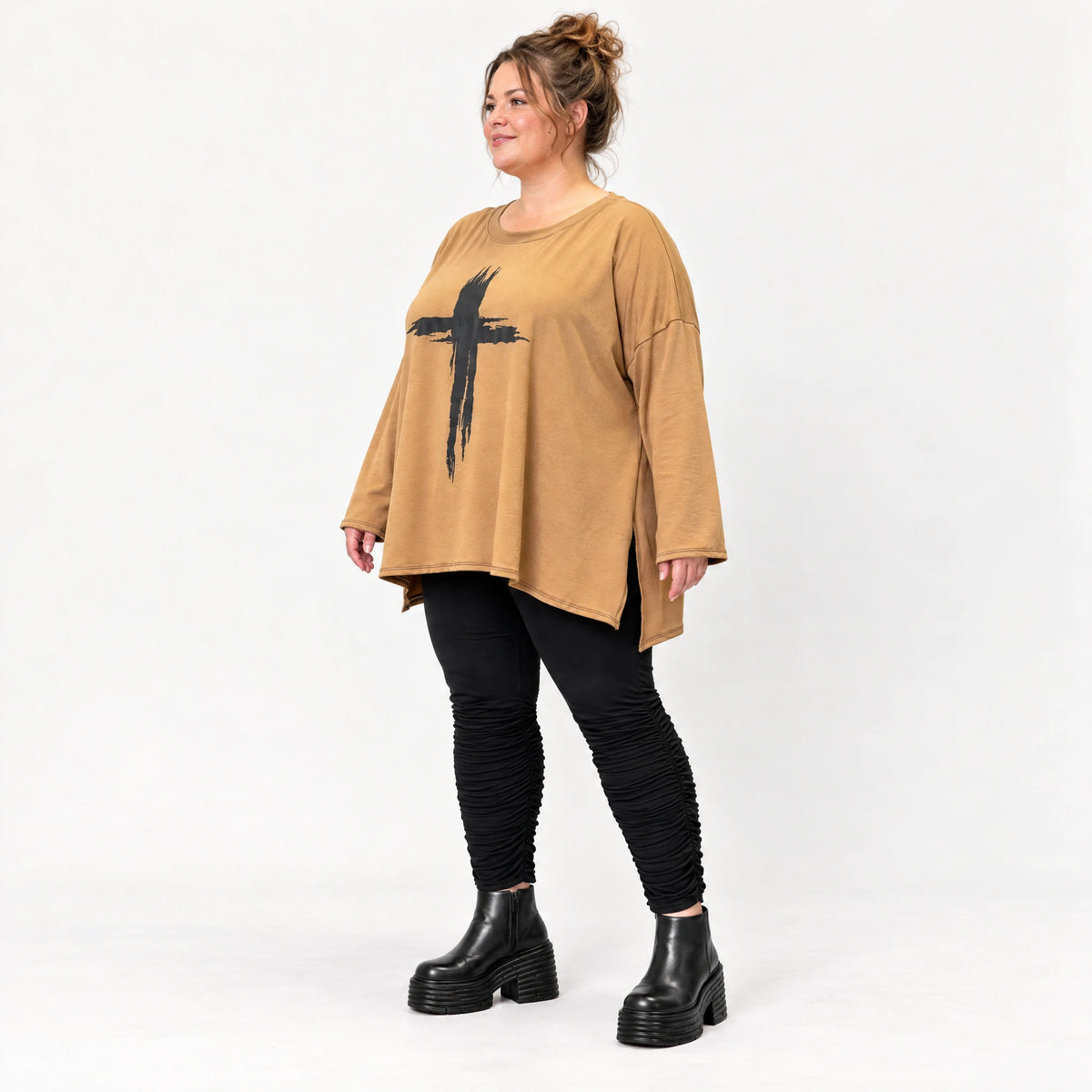 Langarmshirt Basic in Camel aus weichem Jersey mit Elasthan und schmeichelnder A-Linie