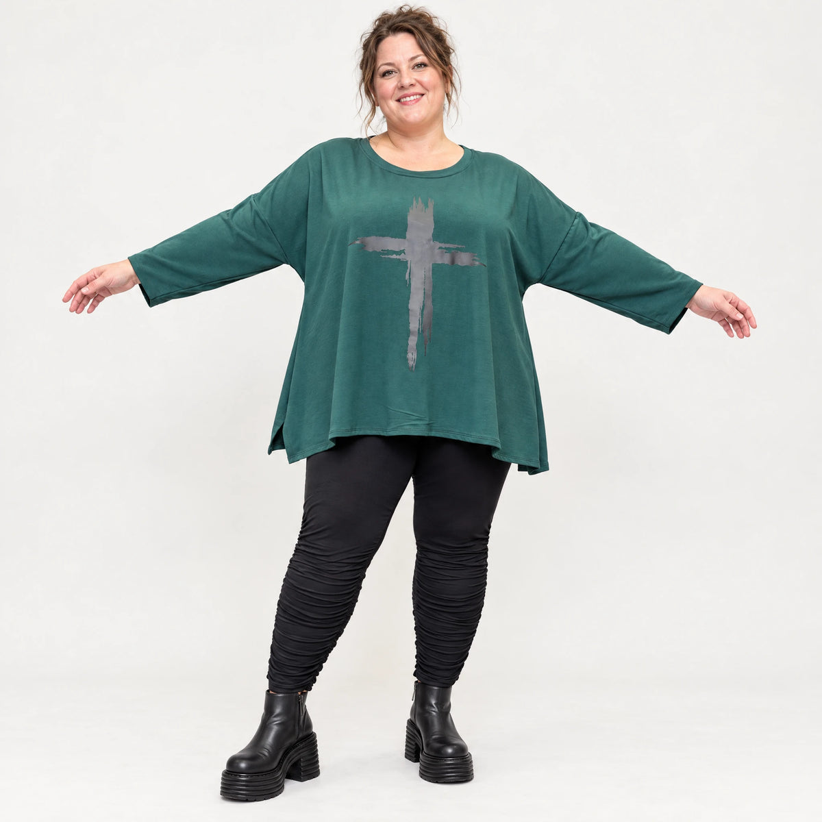 Langarmshirt in Dunkelgrün mit fließender A-Linie aus feinem Stretchjersey für den Winter