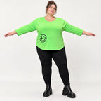 Grünes Shirt aus Stretchjersey mit Rundhalsausschnitt 7/8-Arm und aufgesetzten Taschen