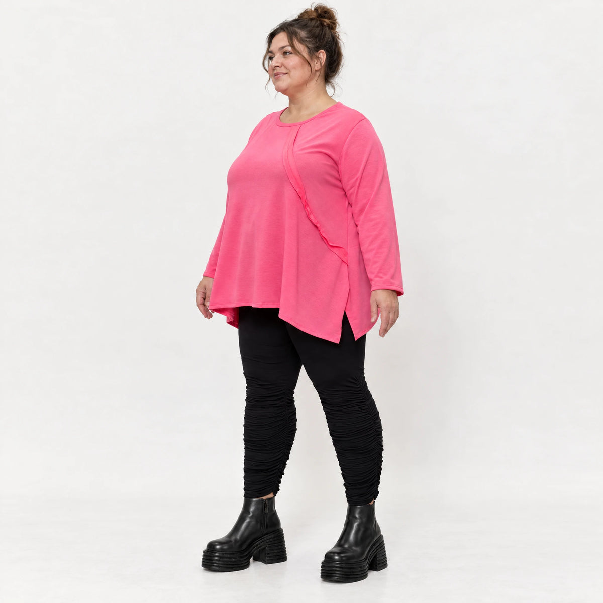 Pinkes Langarmshirt aus weichem Stretchjersey mit Rundhalsausschnitt und lässiger A-Linie