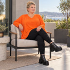 Langarmshirt in kräftigem Orange mit lässig kastigem Schnitt aus weichem Baumwolljersey