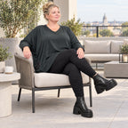 Schwarzes Langarmshirt aus weichem Stretchjersey mit kastigem Schnitt und V-Ausschnitt