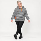 Gestreifter Hoodie in Orange/Schwarz/Weiß aus Stretchjersey mit Kapuze und Tunnelzug