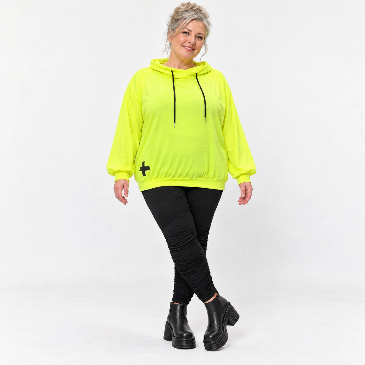 Hoody in Neongelb aus weichem Stretchjersey aus Italien mit Kapuze und gerader Passform
